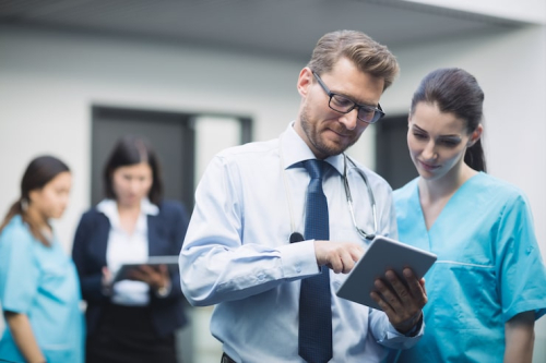 Clinic Manager's Tech Checklist: Essential Success Guide