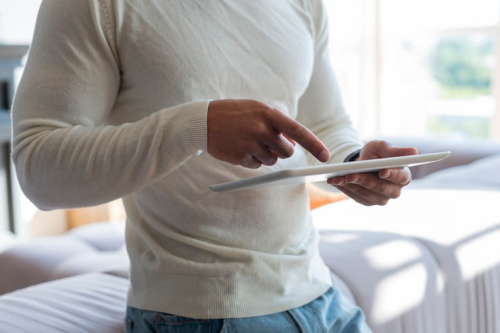 Digital Intake Forms Cut Wait Times at Chiropractic Visits