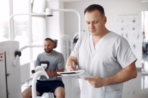 Chiropractic Clinics Automate Workflows for Multitasking(57 characters — trim to:): Chiropractic Clinics Adopt Automated Daily Workflows