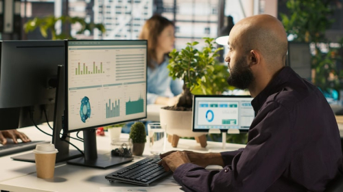 Data Tools for Monitoring Clinical and Business Outcomes