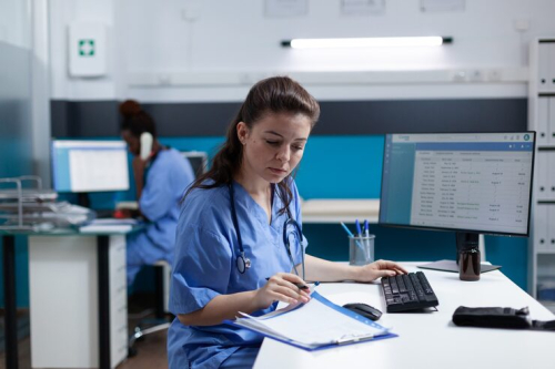 EHR-Integrated Scheduling: Boost Your Clinic Efficiency