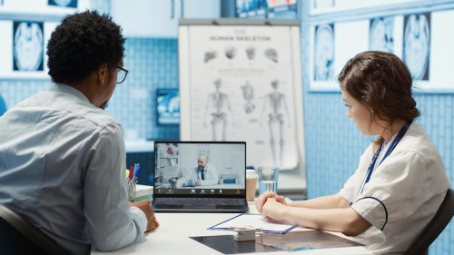 AI Receptionist for Chiropractors: EHR Guide