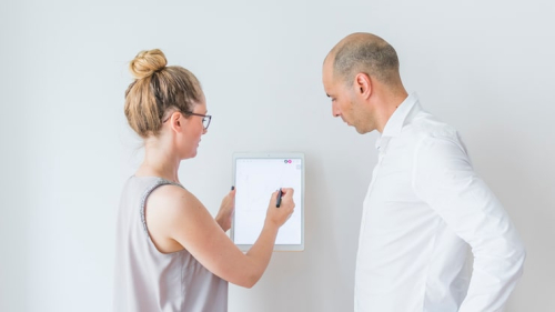 Compare AI Receptionists for PT Clinics