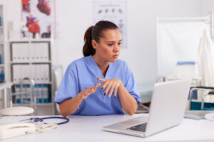 AI Virtual Receptionist for Chiropractors: What to Expect